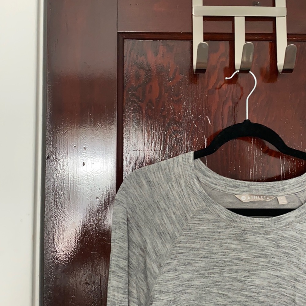 Athleta gray sweatshirt
